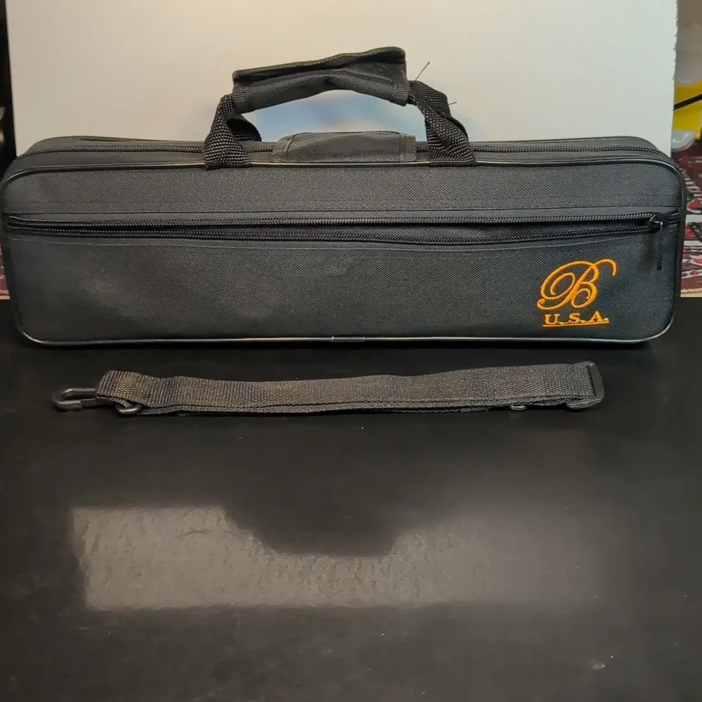 Flute with Case - Picture 9 of 9